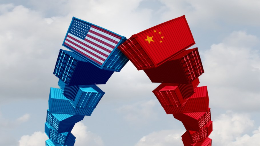 US China trade face-off graphic