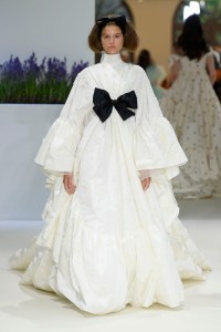 Giambattista Valli Couture Fall 2018