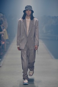Hugo Boss RTW Spring 2019