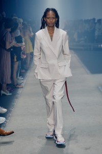 Hugo Boss RTW Spring 2019