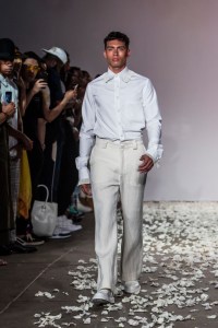 Kenneth Nicholson Men's Spring 2019