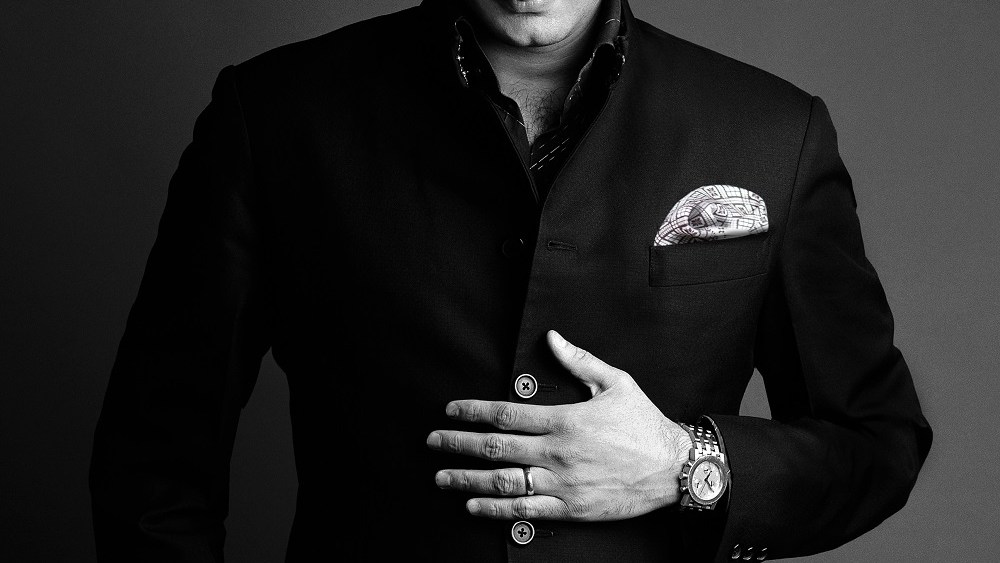 raghuvendra rathore wearing a banghgala