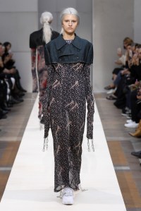 Commes Des Garcons RTW Spring 2019