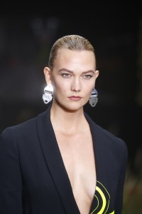 Details at Off-White RTW Spring 2019