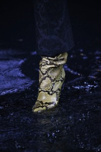Details a Saint Laurent RTW Spring 2019