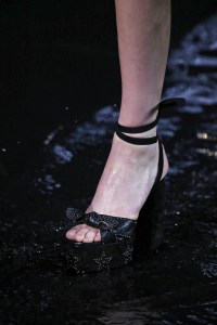 Details a Saint Laurent RTW Spring 2019