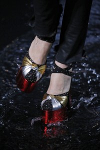 Details a Saint Laurent RTW Spring 2019