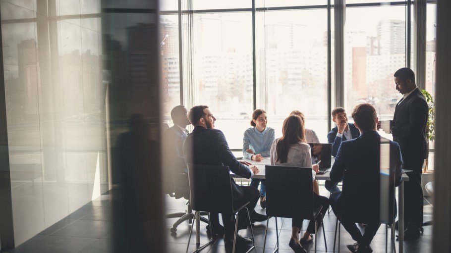 New research identifies the key differences between leaders and laggards when it comes to digital technology in retail.