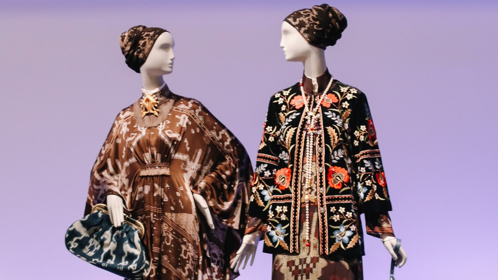 Muslim Fashions Exhibition in Frankfurt Stirs Criticism
