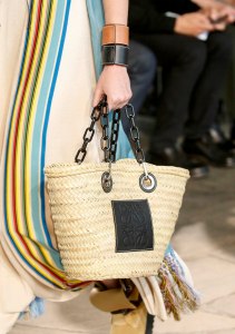 Details at Loewe RTW Spring 2019