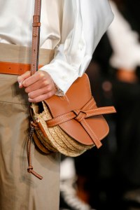 Details at Loewe RTW Spring 2019