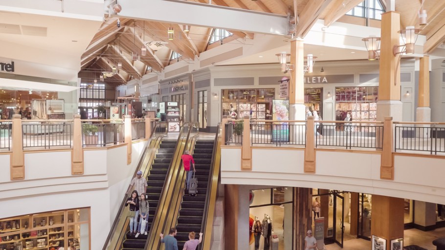 US shopping mall