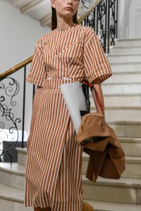 Details at Victoria Beckham RTW Spring 2019