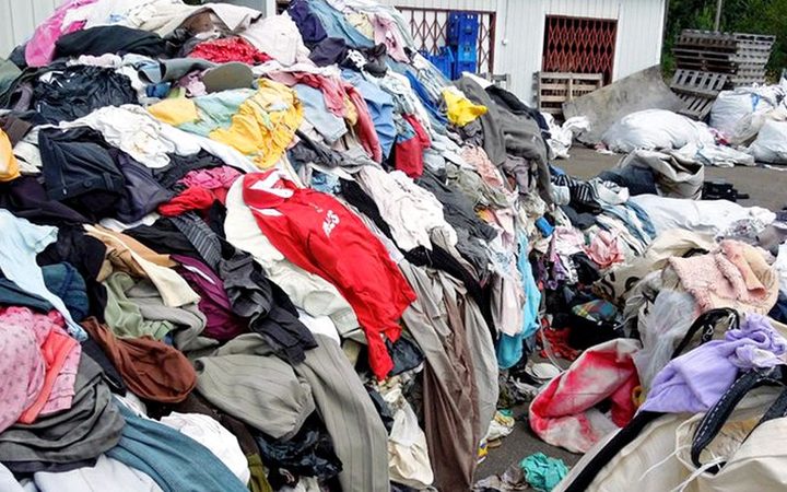 waste clothing