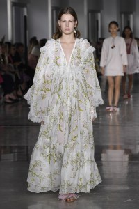 Giambattista Valli RTW Spring 2019