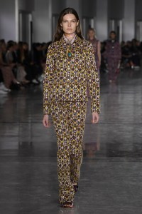 Giambattista Valli RTW Spring 2019