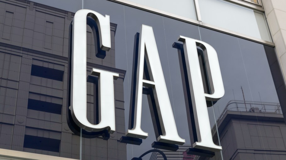 JP Morgan Downgrades Gap Shares Citing Expected Holiday Struggles