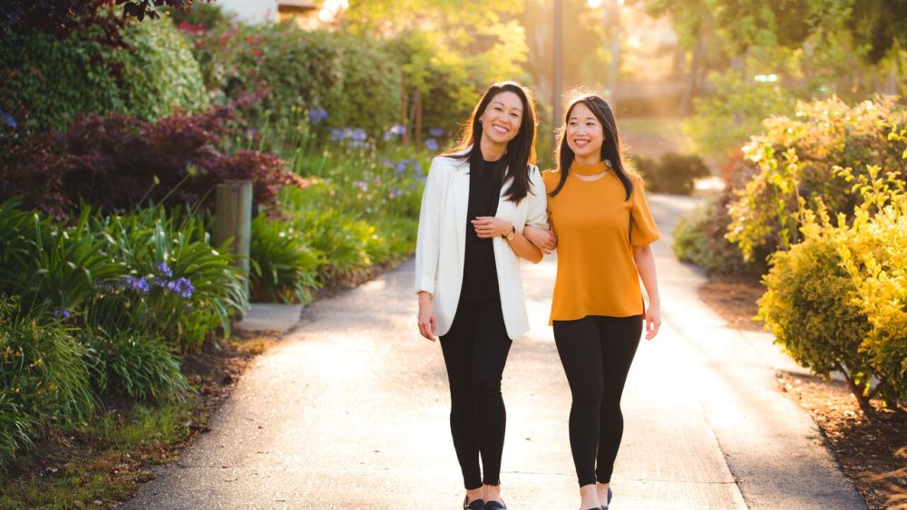 Chemist Confessions, the Instagram Duo Busting Beauty Myths