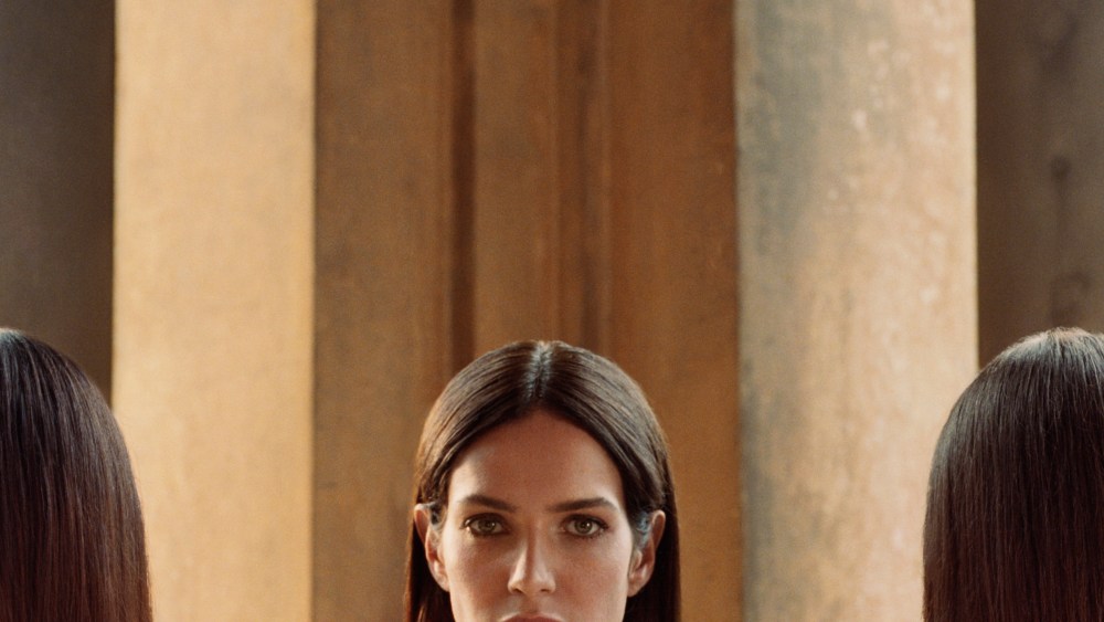 A Michal Pudelka image featured in Bulgari's “The Perfume of Gems" book.