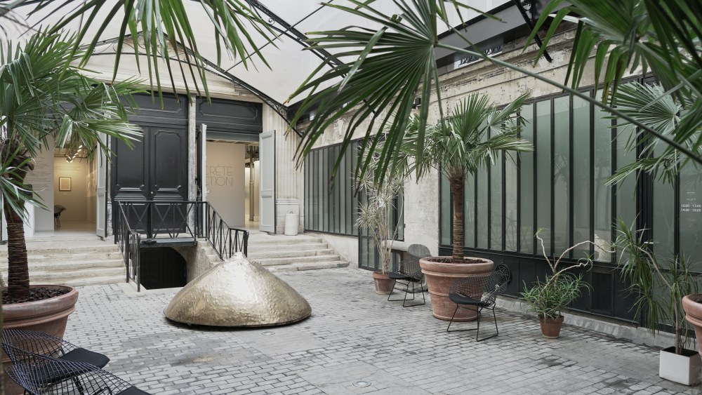 A view of the Maison Alaïa bookstore.