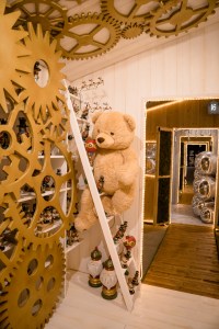 The Mall Firenze Holiday Windows 2018 in Florence