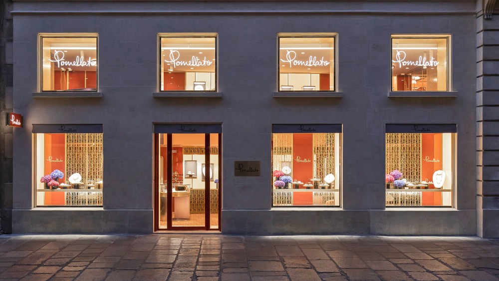 Pomellato's Paris store at 350 rue Saint Honoré