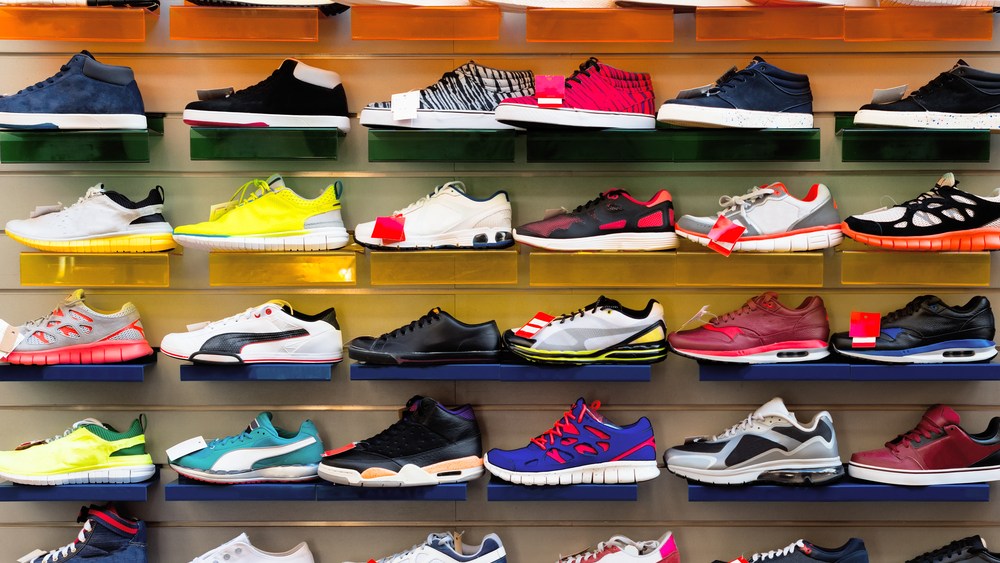 More Online Shoe Shoppers Will Turn to Amazon This Holiday Season