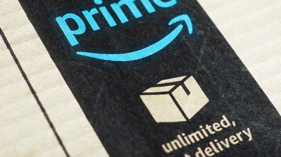 Amazon Sets the Pace When It Comes to Free Shipping