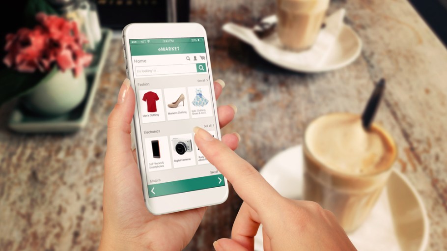 The Tips and Tricks of Designing Apparel Lines for E-Commerce