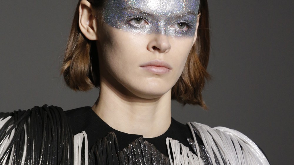 Details at Givenchy Couture Spring 2019