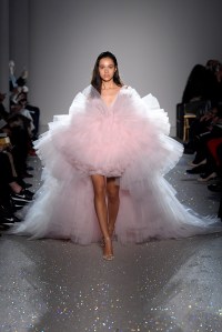 Giambattista Valli Couture Spring 2019