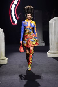 Moschino Pre-Fall 2019