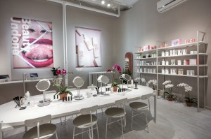 The Naked Retail Group positioned Kosas and Briogeo at 85 Mercer Street.