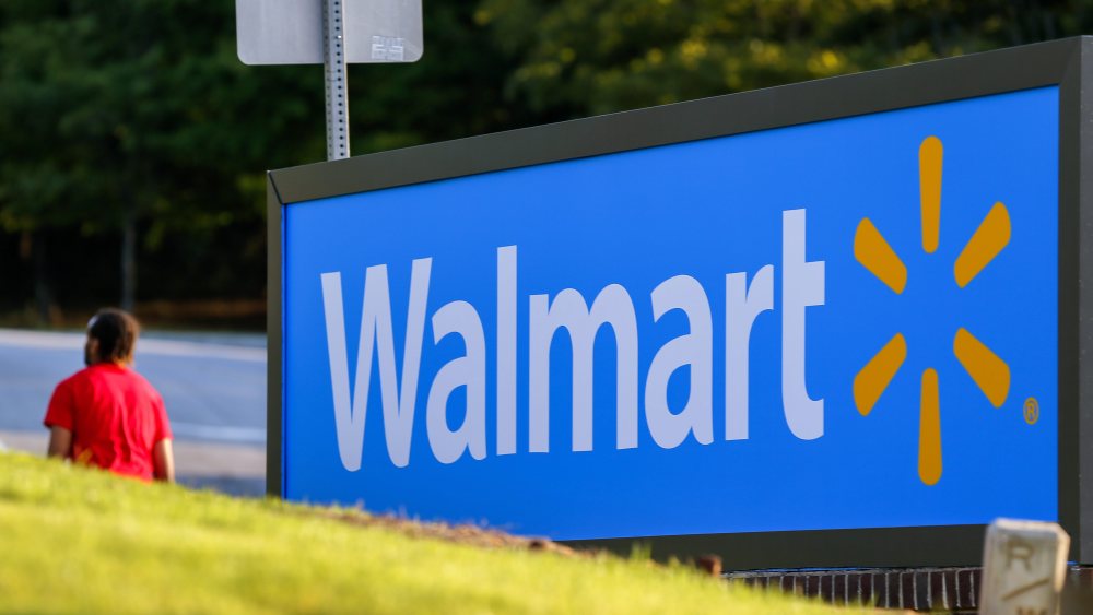 Walmart succeeded in breaking up groups of plaintiffs in gender discrimination suits federal court in Florida.