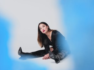 Artist Yi Zhou