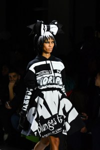 Details at Jeremy Scott RTW Fall 2019