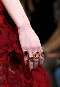 Details at Oscar de la Renta RTW Fall 2019