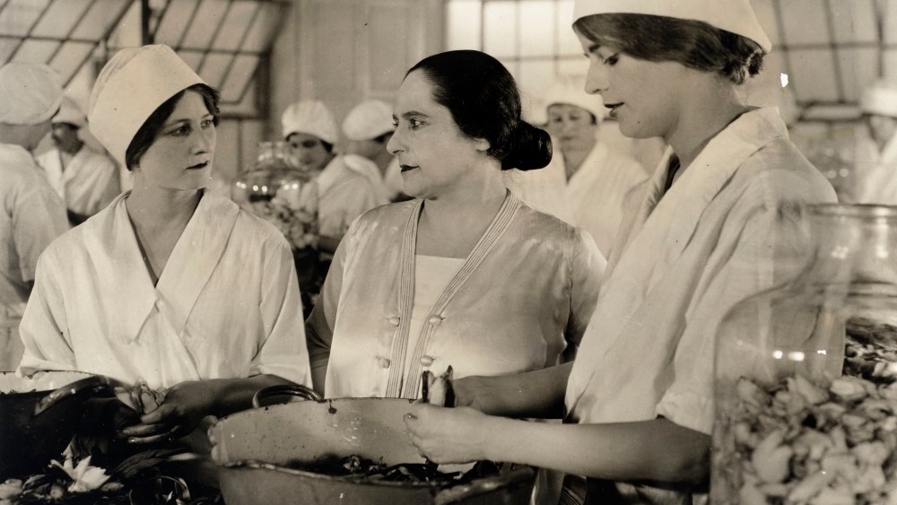 Helena Rubinstein in her factory in France.