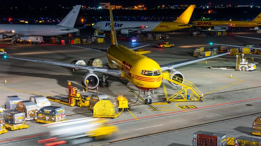 DHL