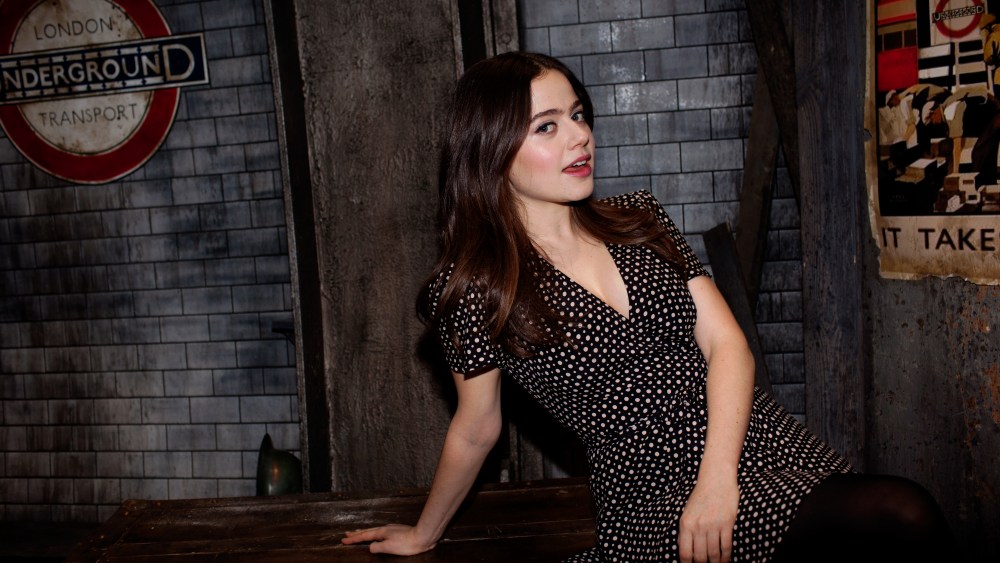 Molly Gordon