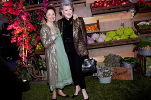 Alice Waters and Bette Midler