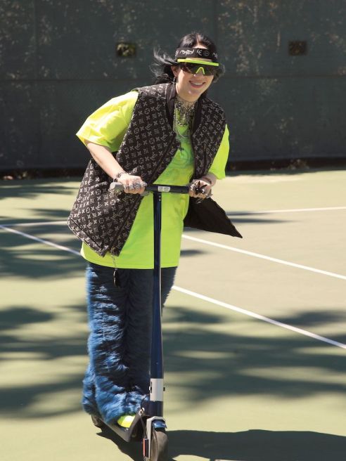 Billie Eilish non-binary fashion