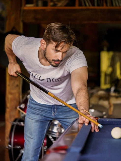 Devil-Dog Dungarees hews to classic vintage styling splashed on stretch performance denim that caters to customers' need for comfort.