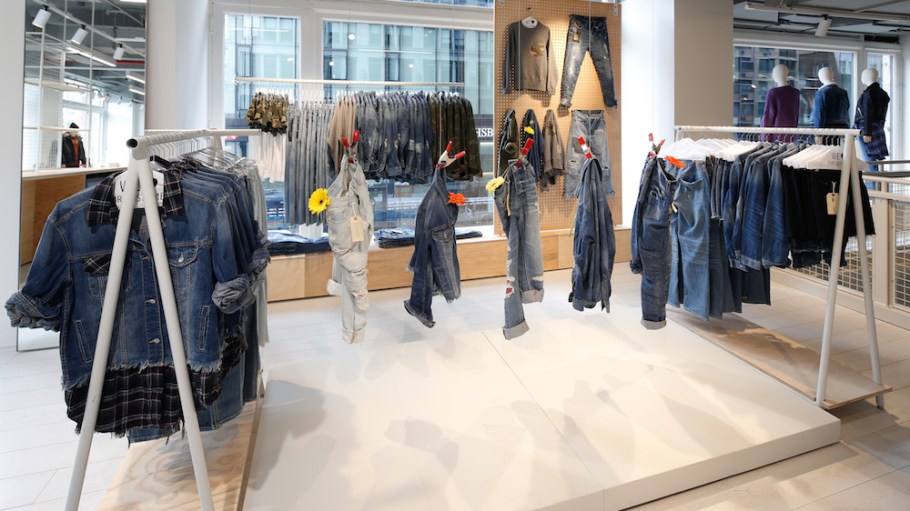 American Eagle Outfitters