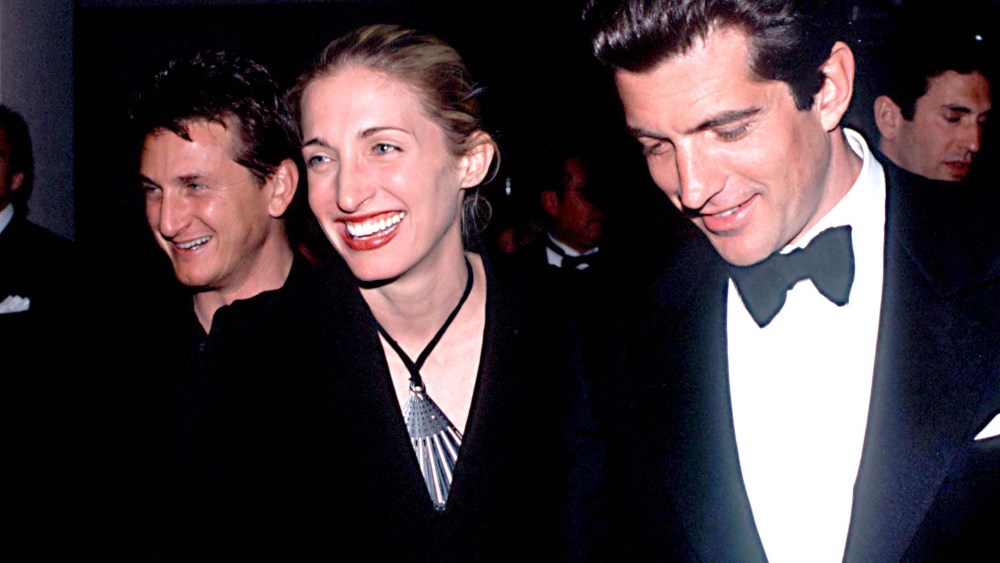 remembering style icon carolyn bessette kennedy