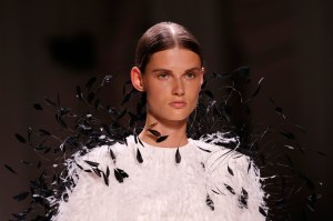 Details at Givenchy Couture Fall 2019