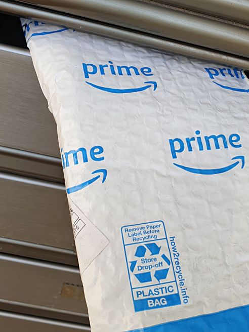 amazon uk single-use plastic packaging