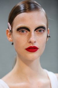 Model backstage