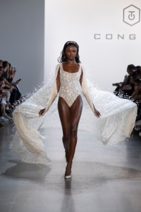 Cong Tri RTW Spring 2020