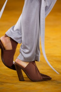 Details at Burberry RTW Spring 2020
